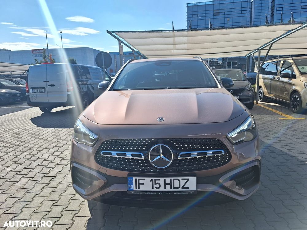 Mercedes-Benz GLA - 2