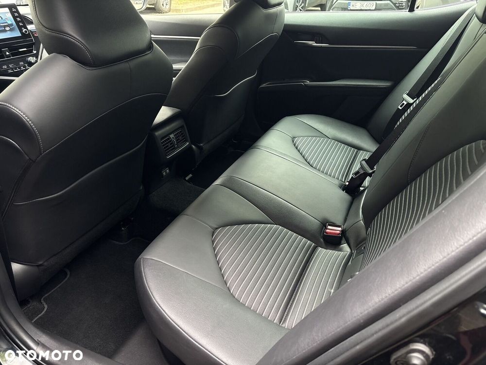 Toyota Camry 2.5 Hybrid Prestige CVT - 16