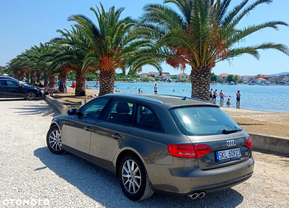 Audi A4 Avant - 27