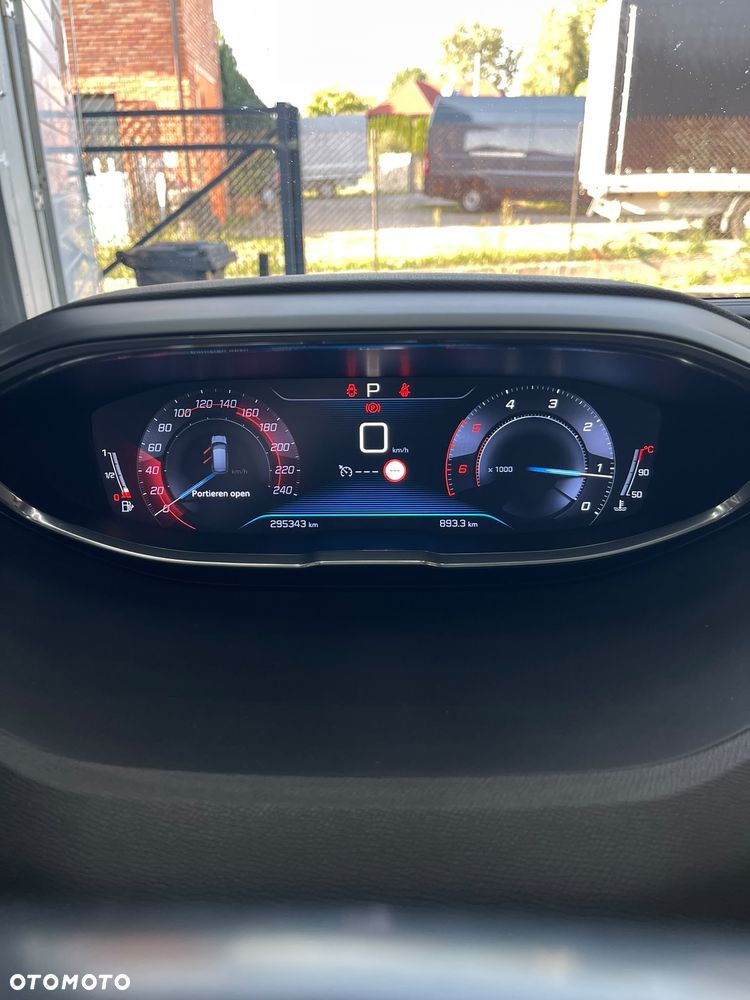 Peugeot 3008 BlueHDi 120 EAT6 Stop & Start Business Line - 15