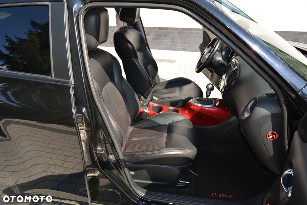 Nissan Juke 1.6 T Tekna 4x4 - 10