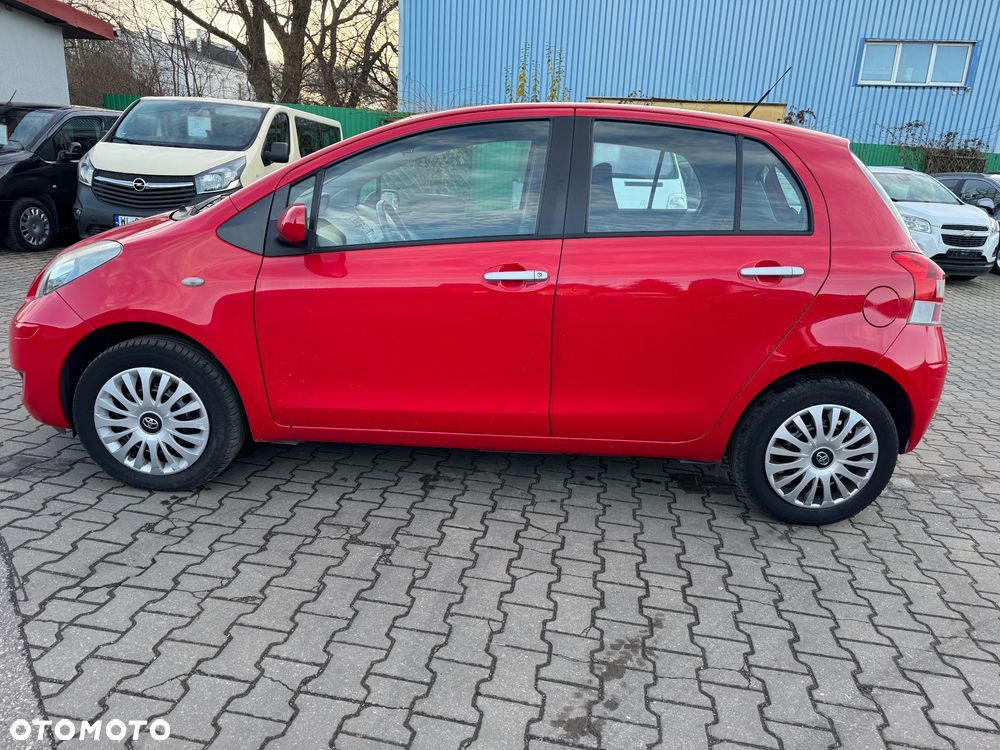 Toyota Yaris 1.0 Premium EU6 - 5