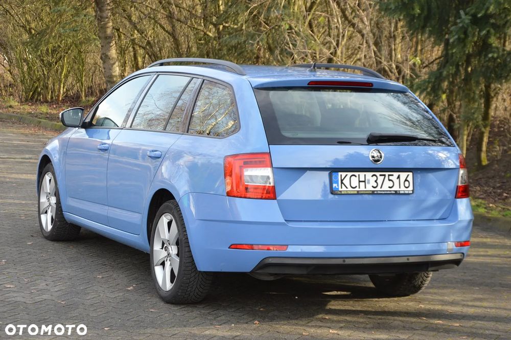 Skoda Octavia 2.0 TDI Sport Edition - 4