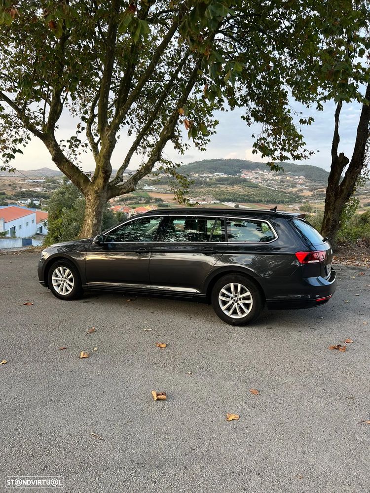 VW Passat Variant 2.0 TDi Conceptline DSG - 3