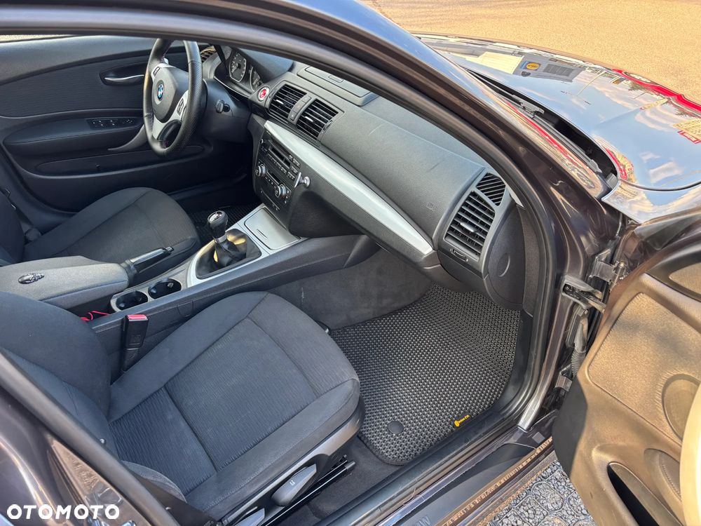 BMW Seria 1 - 10