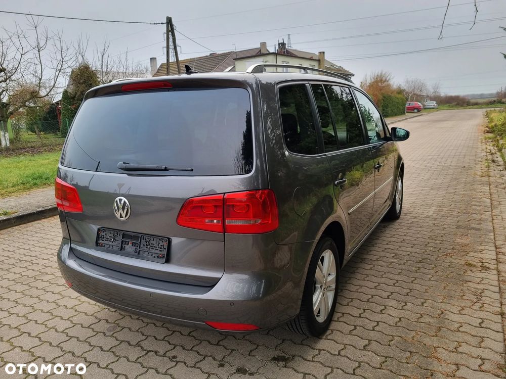 Volkswagen Touran 2.0 TDI DPF Highline DSG - 3