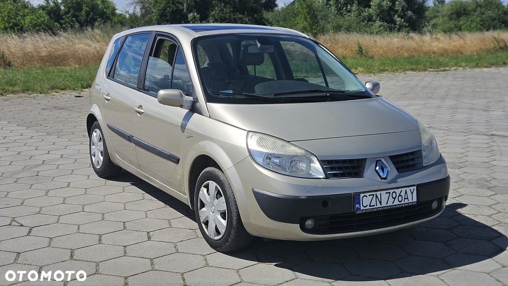 Renault Scenic - 1