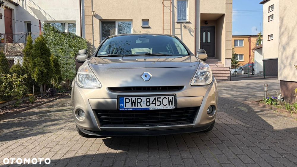 Renault Clio TCe 100 TomTom Edition - 4