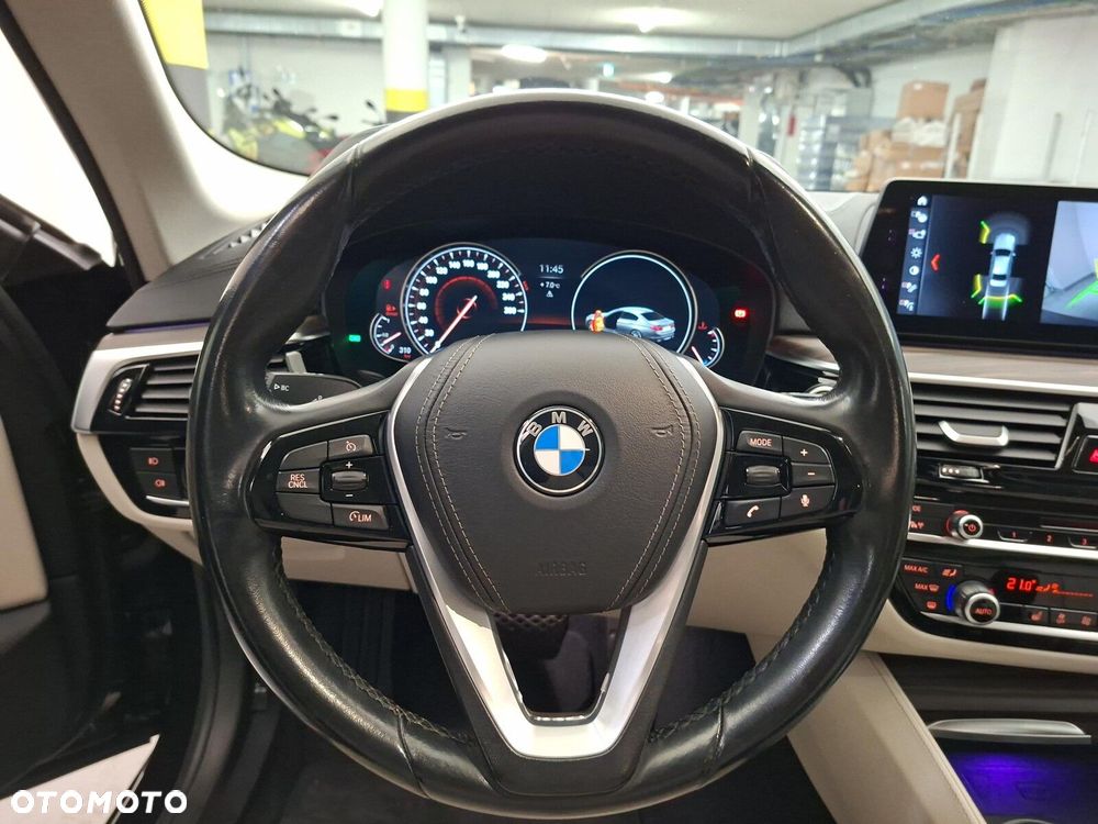 BMW Seria 5 - 10