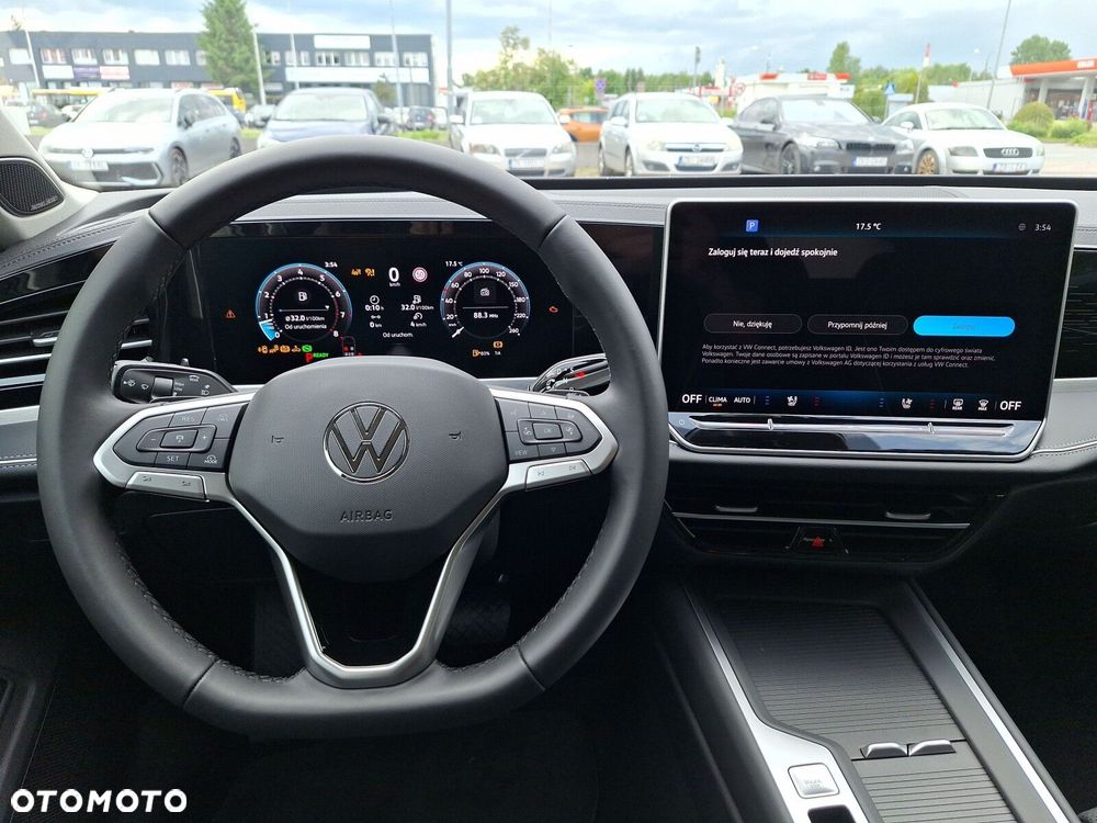 Volkswagen Passat - 13