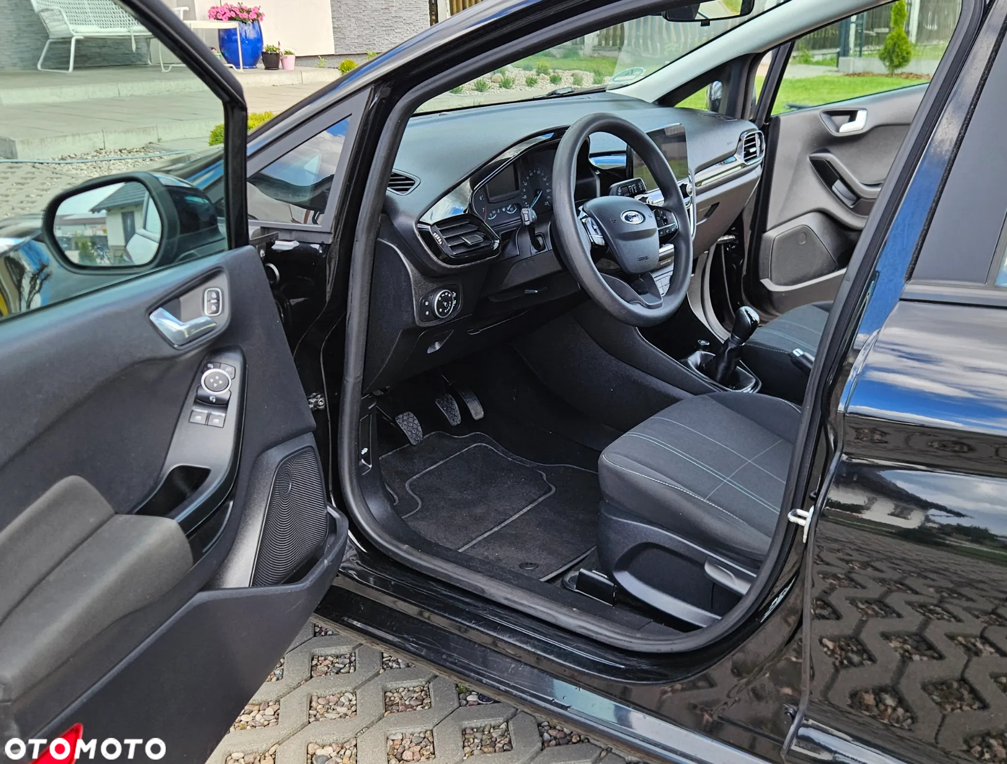 Ford Fiesta 1.1 S&S TITANIUM - 5