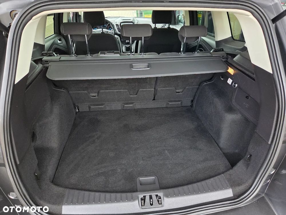 Ford Kuga 1.5 EcoBoost FWD Edition ASS MMT6 - 7