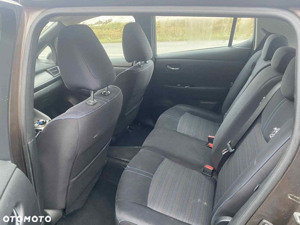 Nissan Leaf - 14