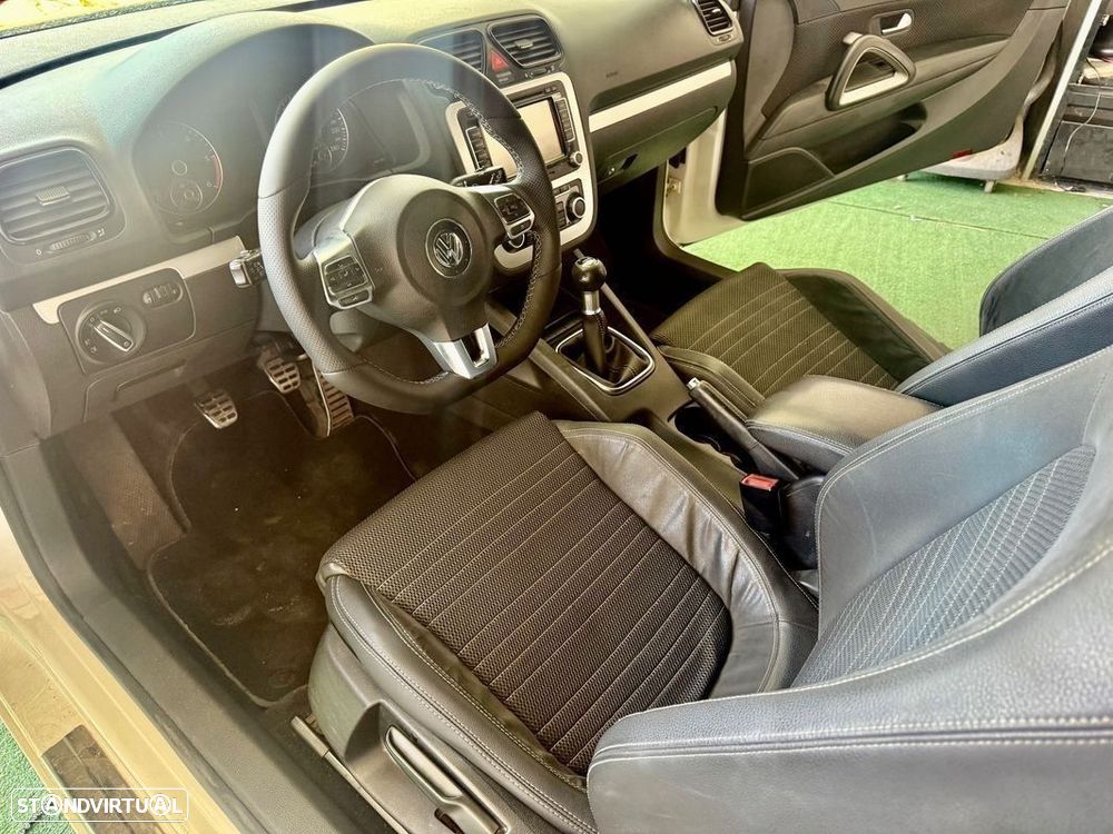 VW Scirocco 2.0 TDI Sport - 43