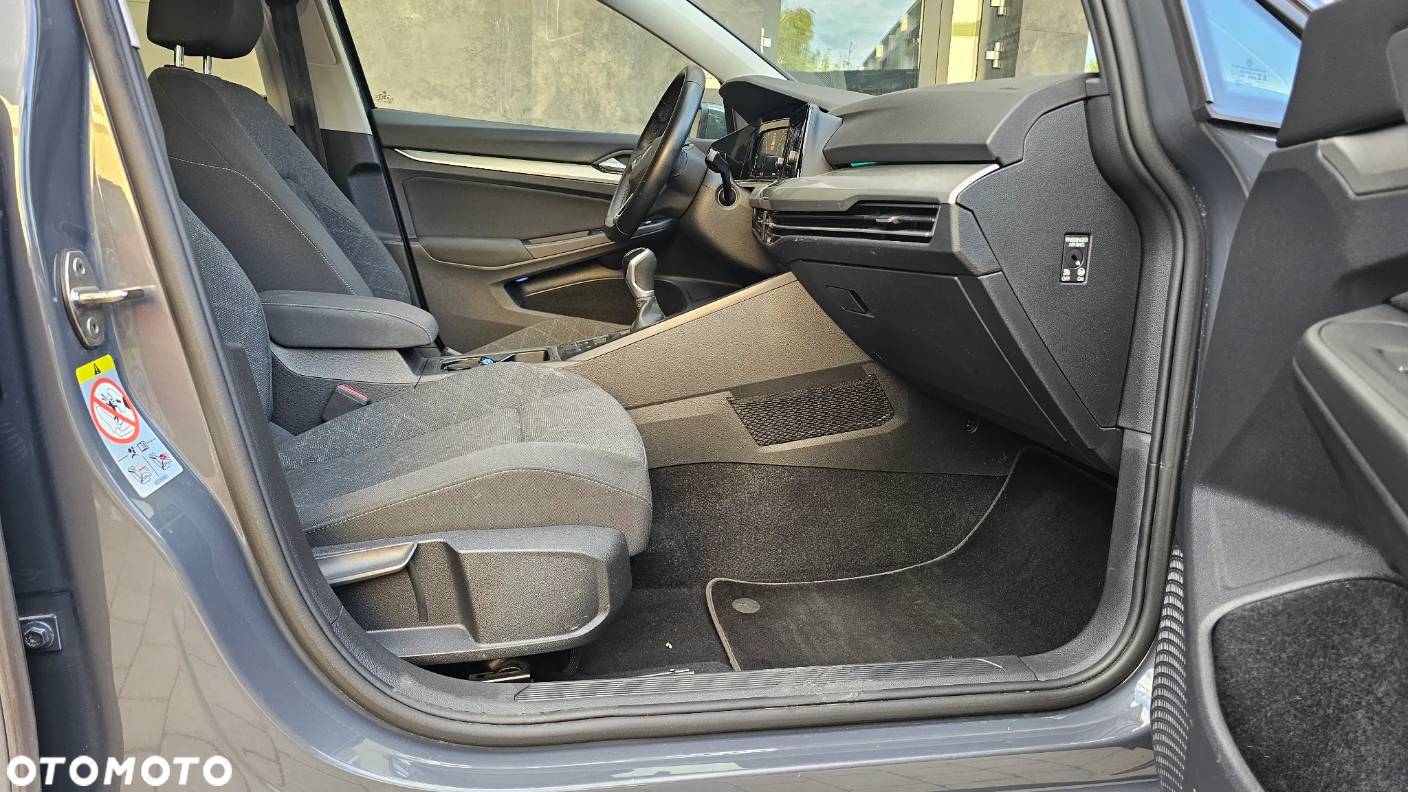 Volkswagen Golf VIII 1.5 TSI EVO Life - 12