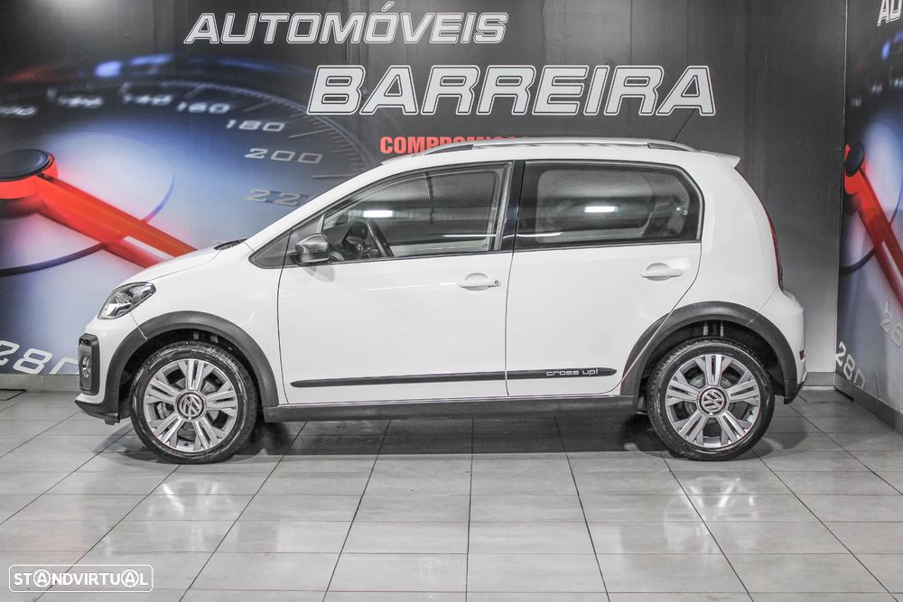 VW Cross Up! 1.0 - 9