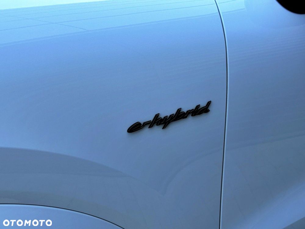Porsche Cayenne - 11