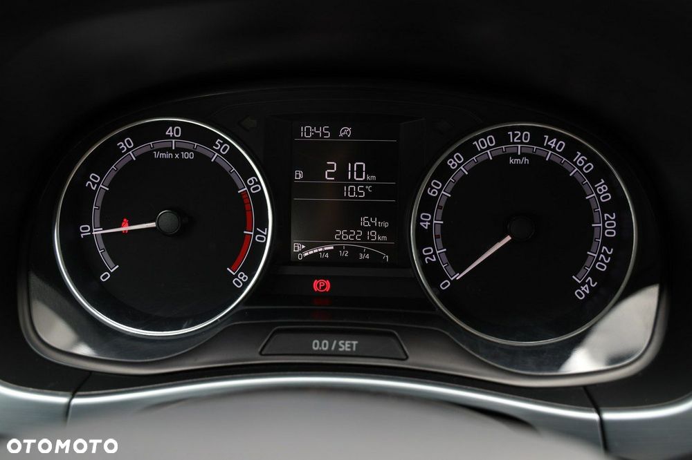 Skoda Fabia 1.0 TSI Ambition - 16