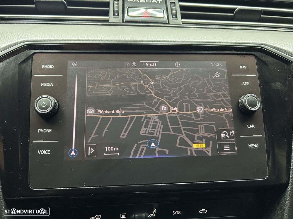 VW Passat Variant 1.5 TSI eHybrid Business DSG - 15