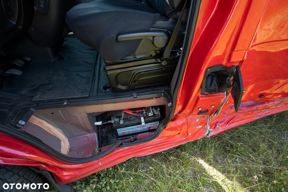 Opel Movano L2H2 DPF 2WD VA - 17