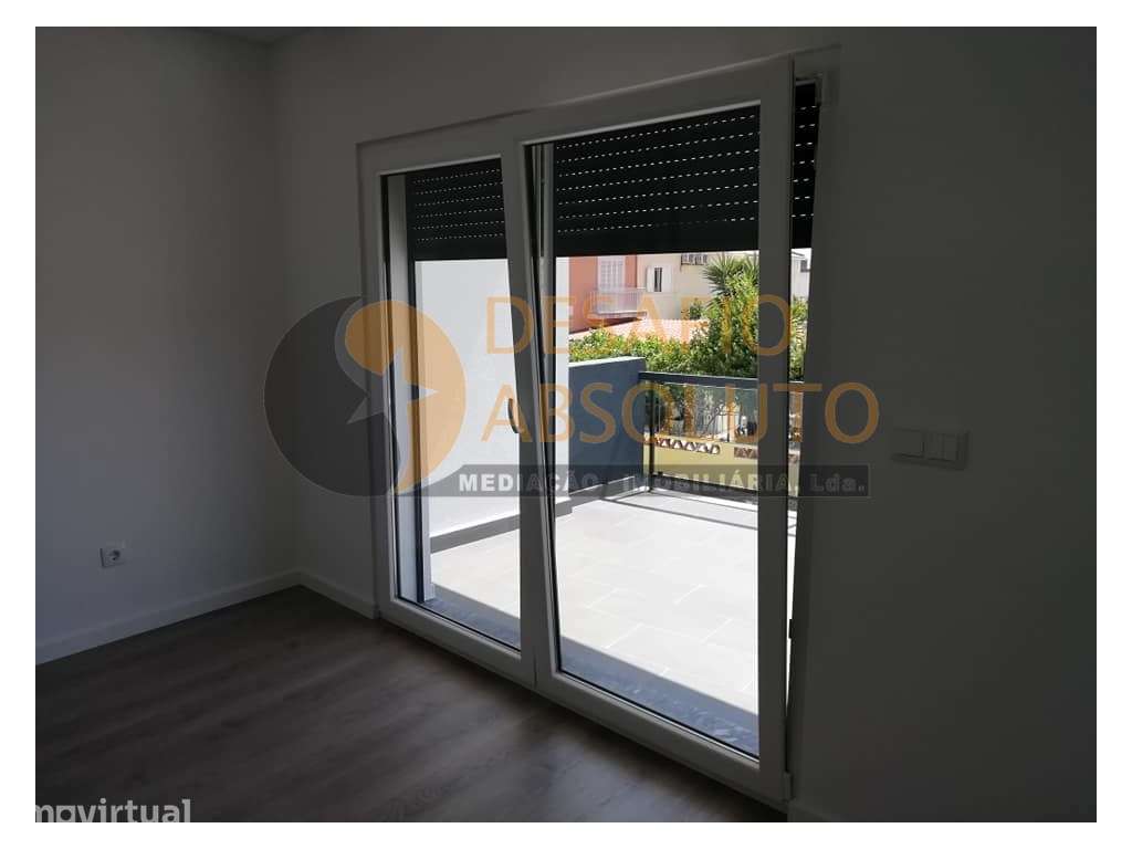 Moradia Isolada T3 Térrea c/ Piscina e Garagem - Brejos de Azeitão - Grande imagem: 4/7
