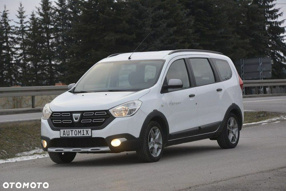 Dacia Lodgy 1.2 TCe Stepway - 2