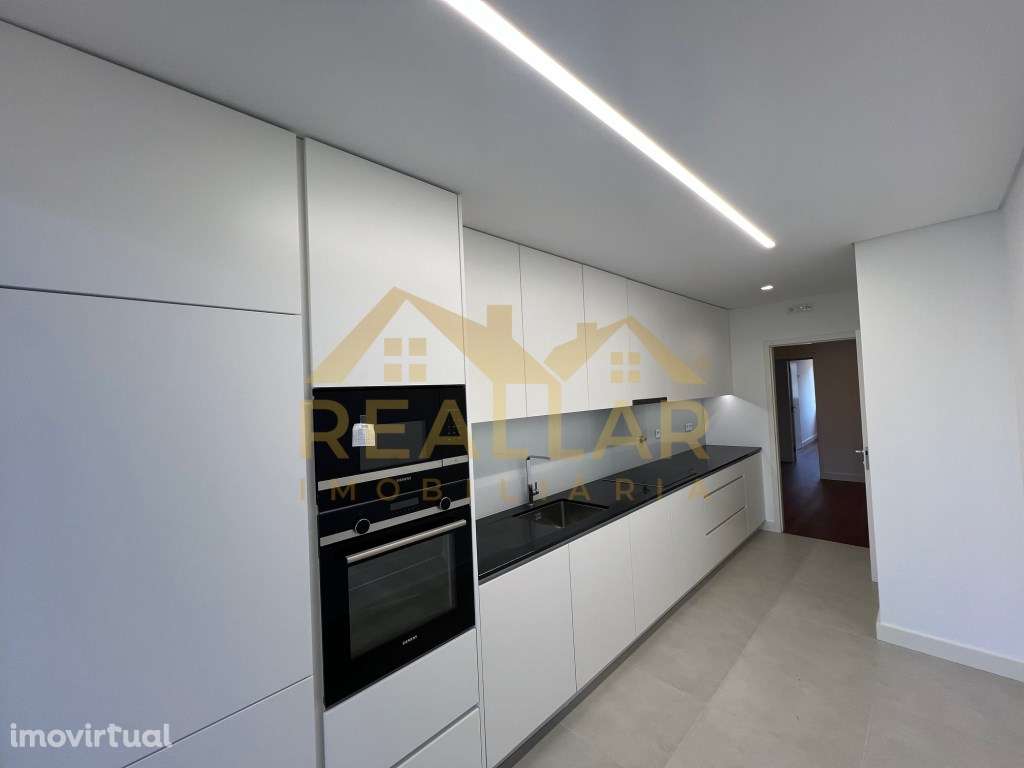 Apartamentos T3 no coração de Matosinhos - Porto - Grande imagem: 2/28