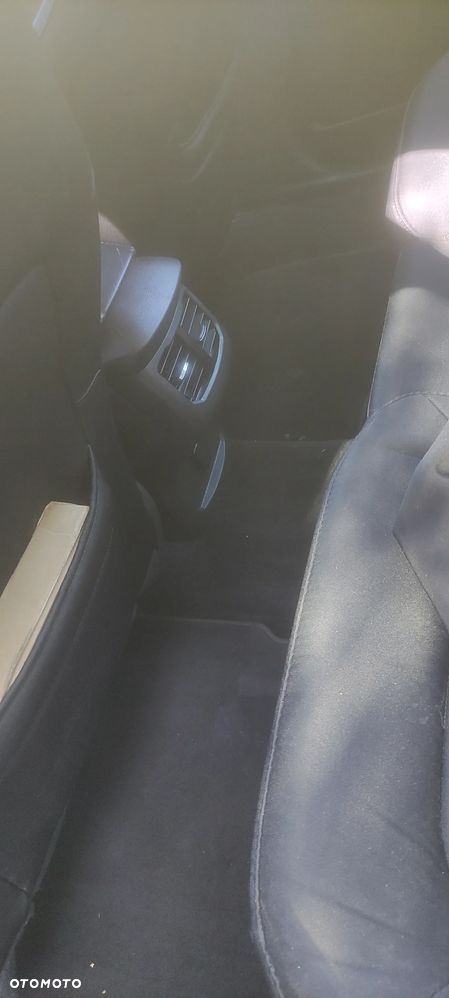 Ford Fusion - 9