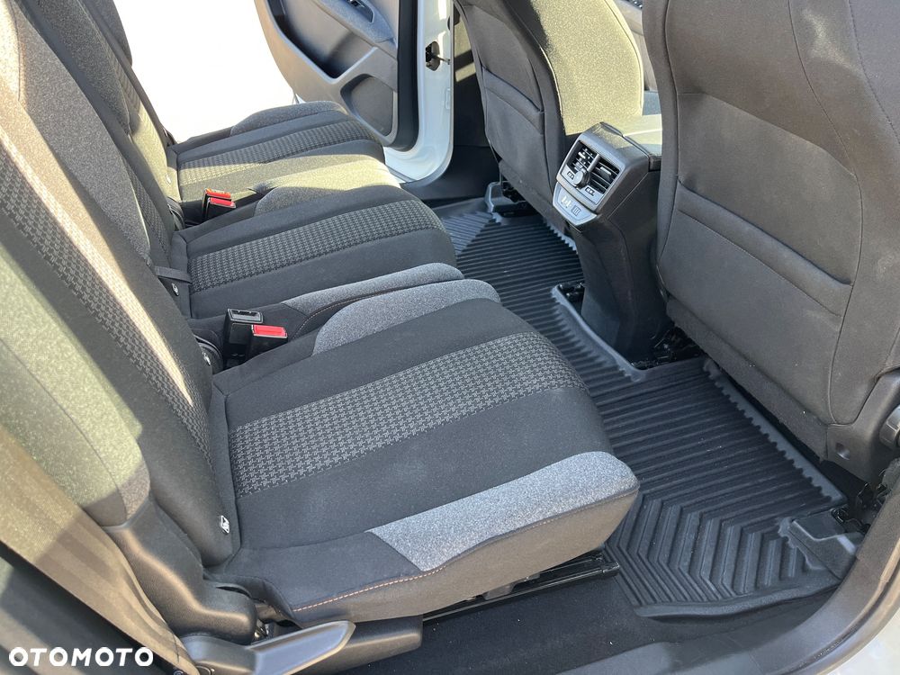 Peugeot 5008 1.5 BlueHDI Active S&S EAT8 - 9