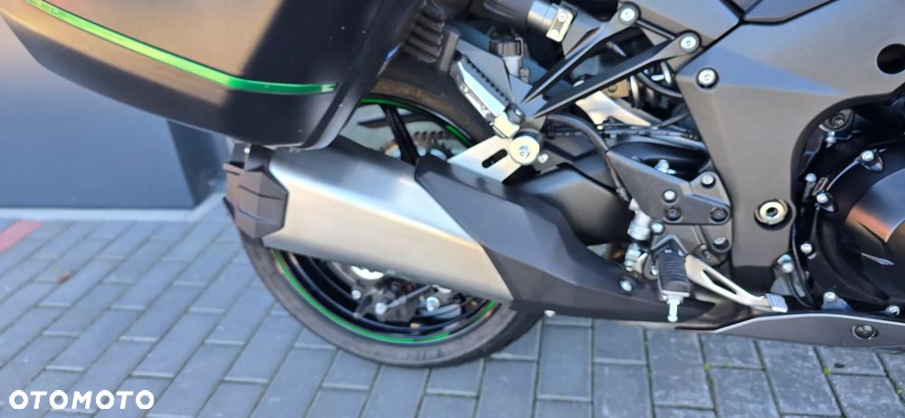 Kawasaki Ninja 1000 SX - 18