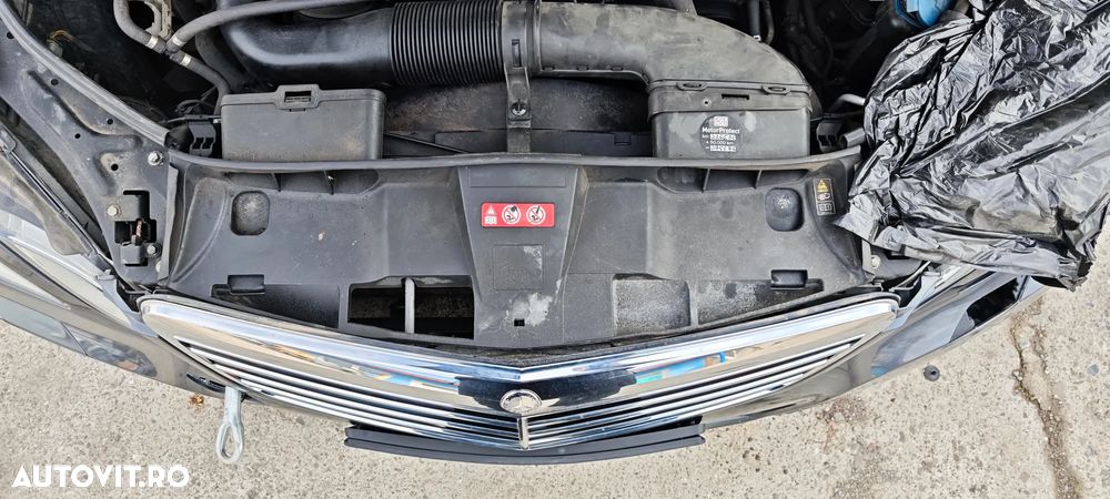 Mercedes-Benz E - 14