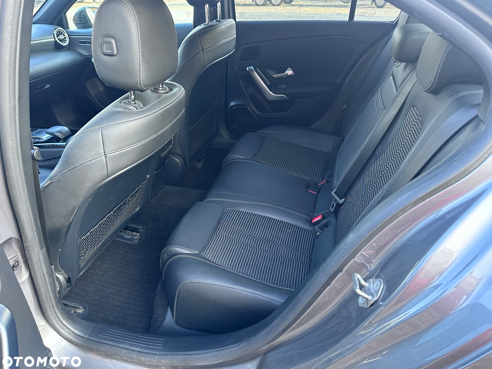 Mercedes-Benz Klasa A 250 e 8G-DCT Progressive - 16