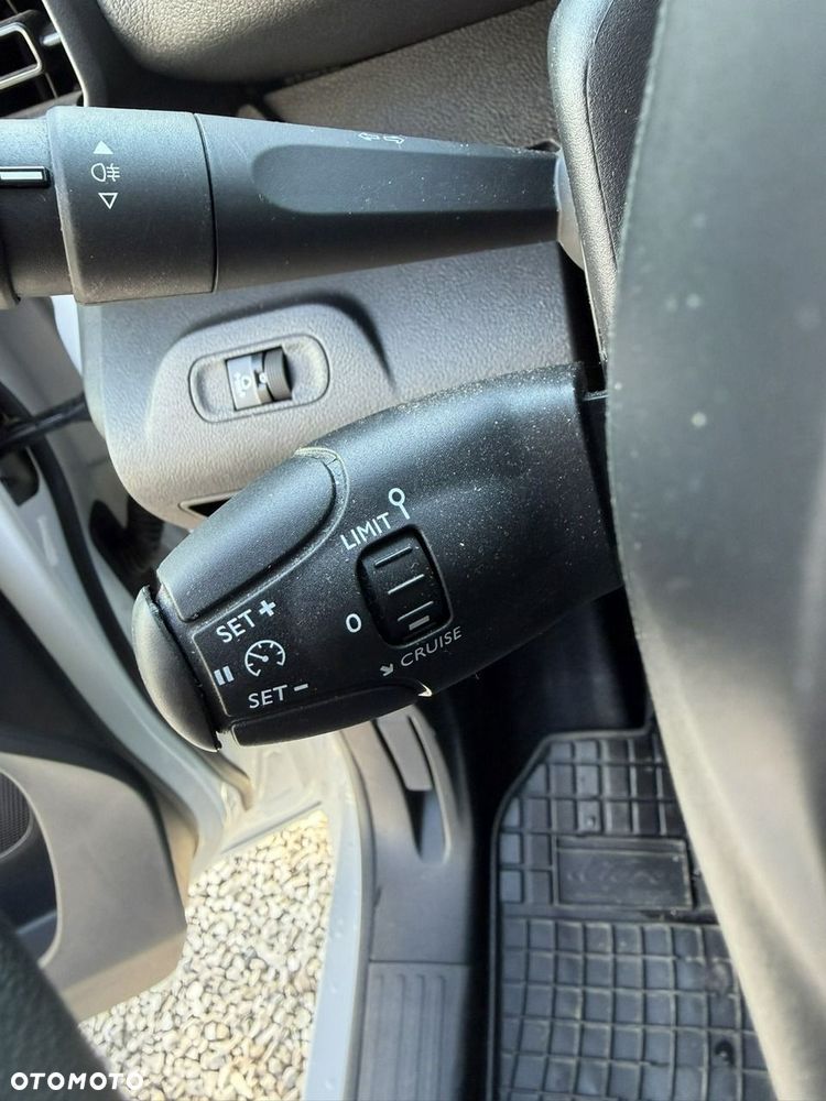 Peugeot Partner - 16