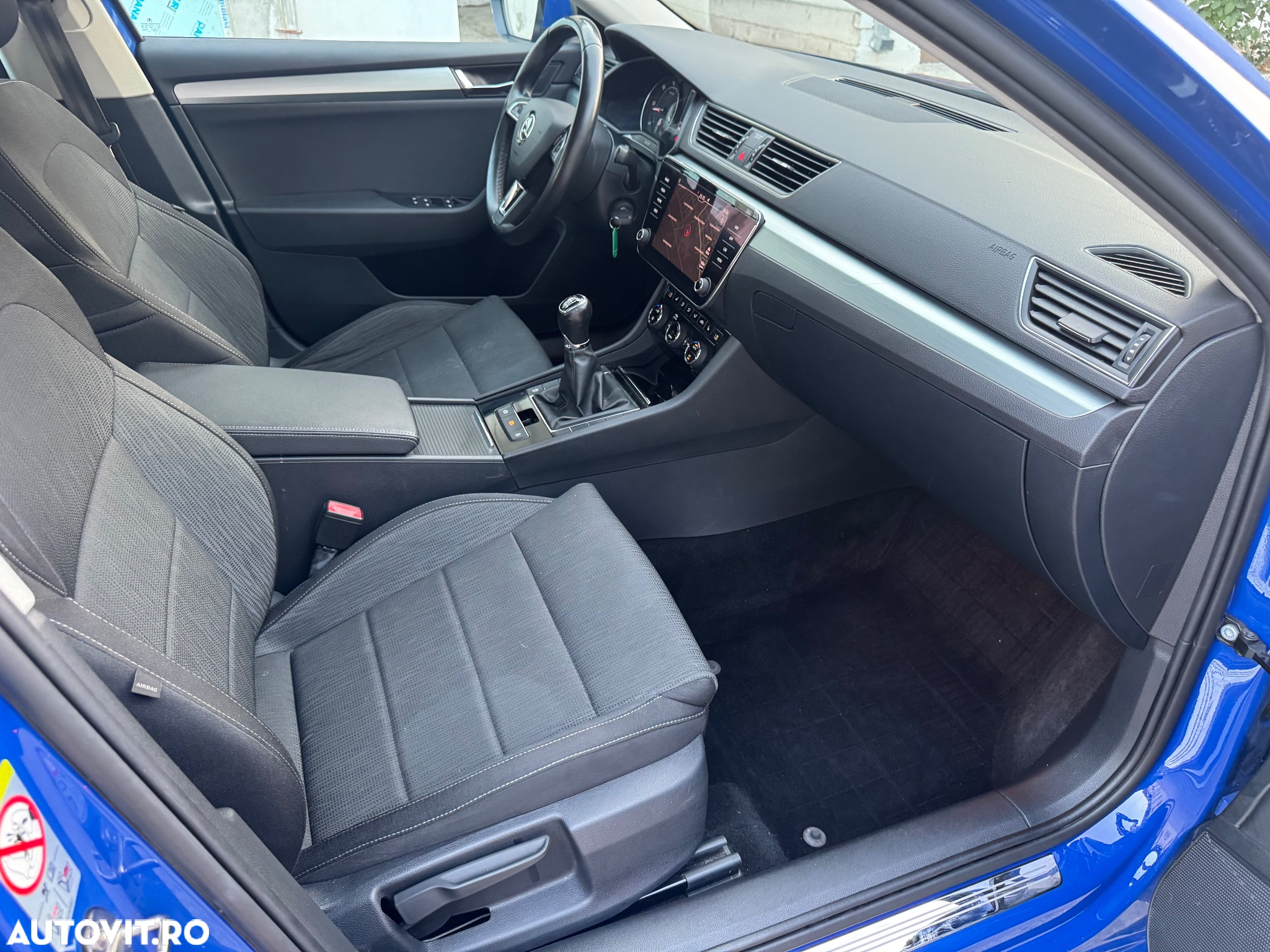 Skoda Superb 2.0 TDI Ambition - 4
