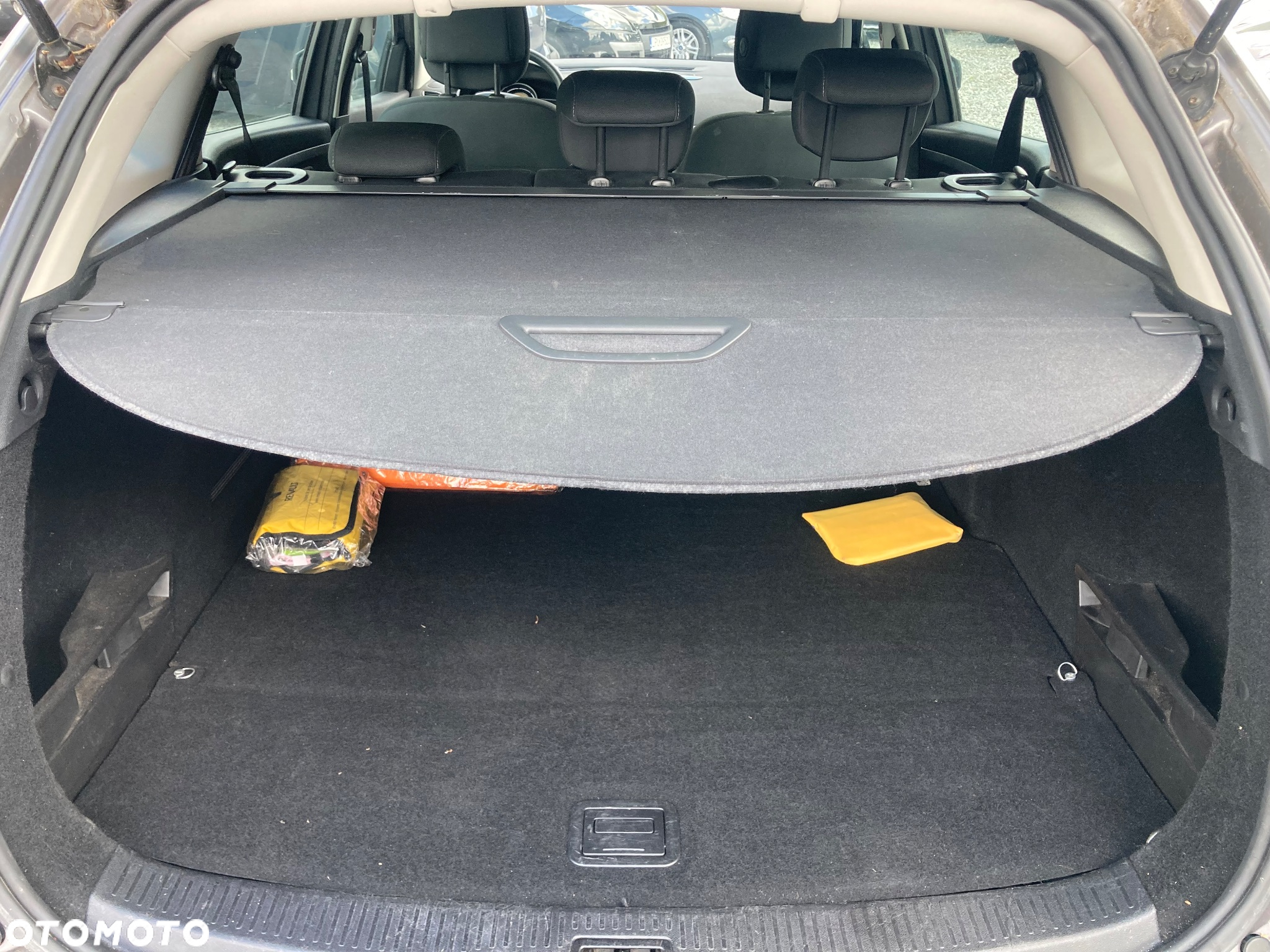 Renault Megane 1.6 16V 100 Authentique - 9