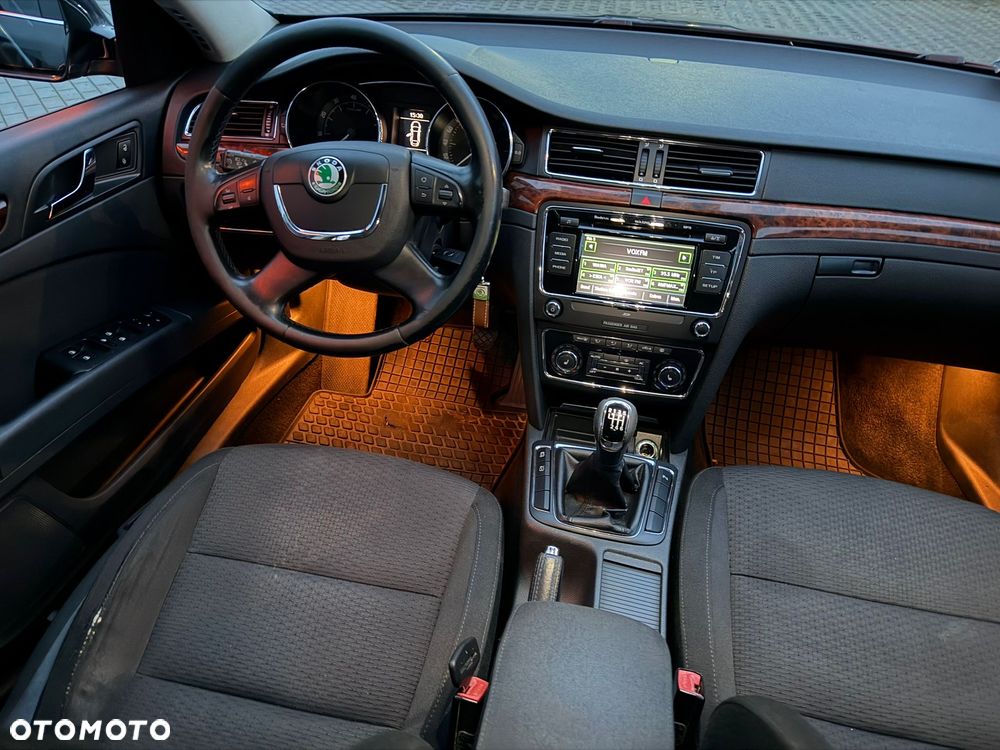 Skoda Superb 1.8 TSI 4x4 Platinum - 18