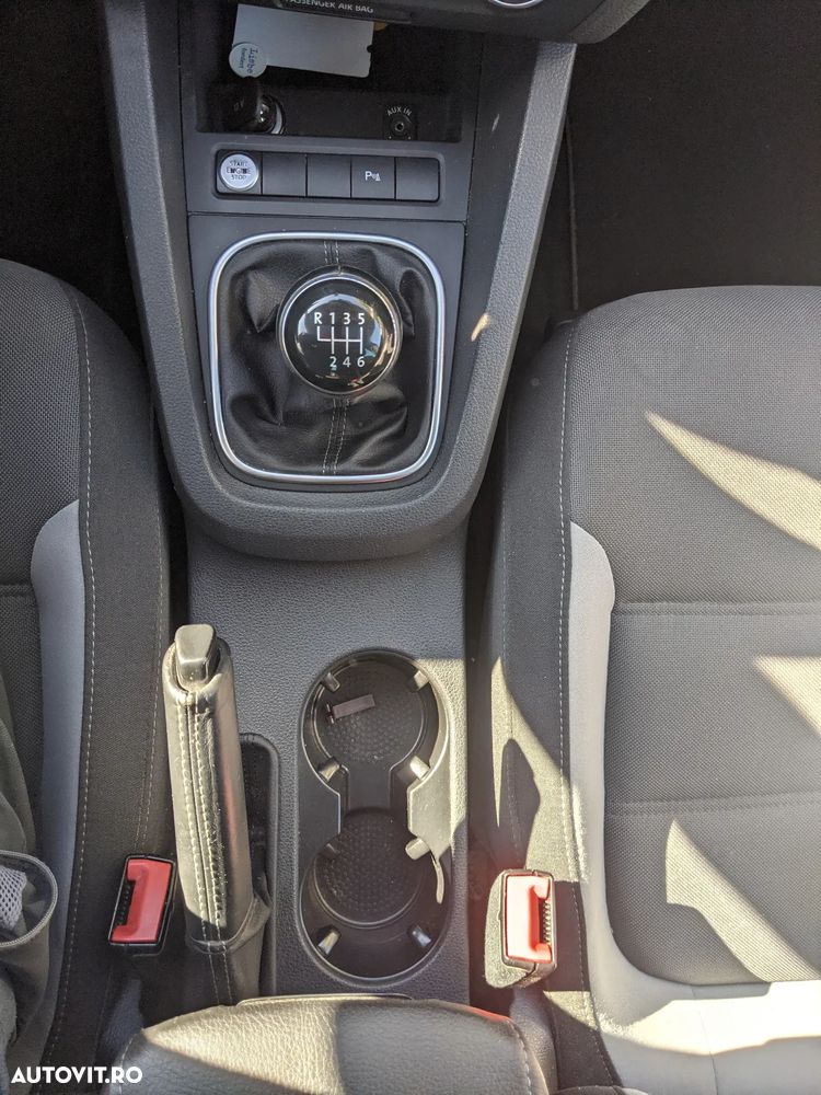 Volkswagen Jetta - 7