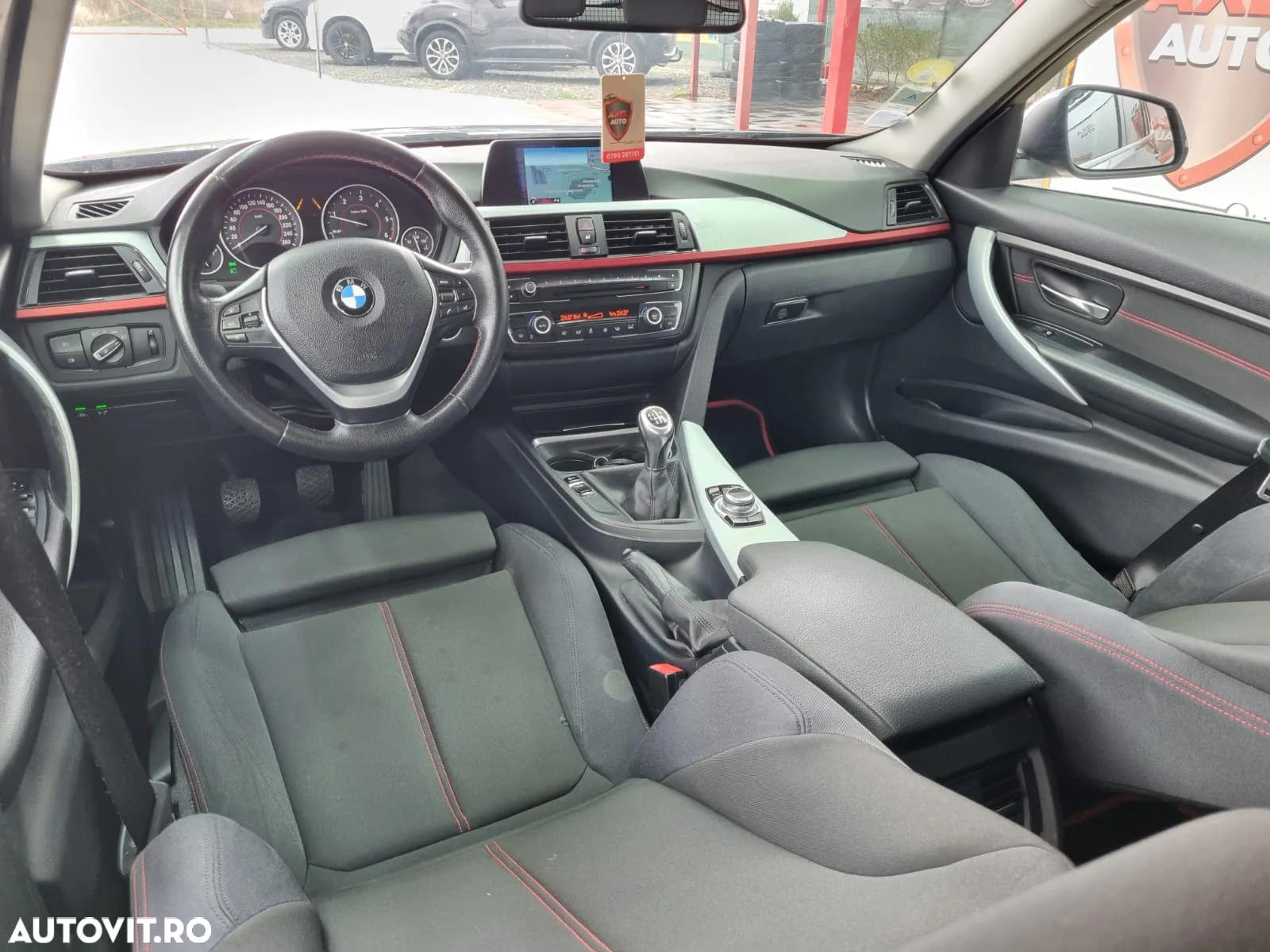 BMW Seria 3 318d - 16