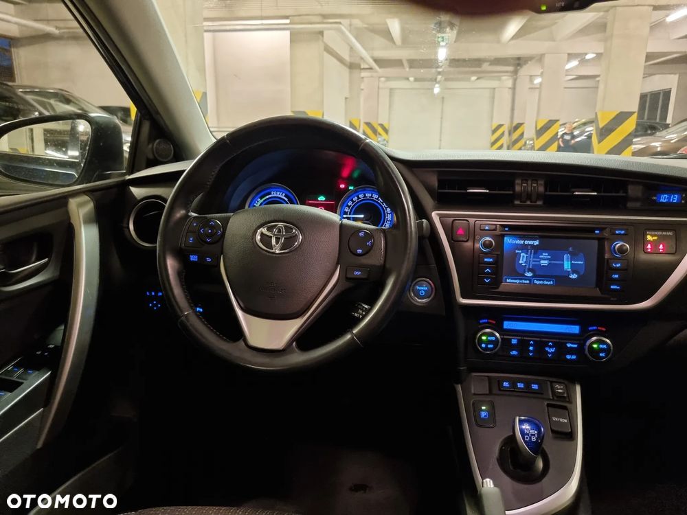 Toyota Auris - 22