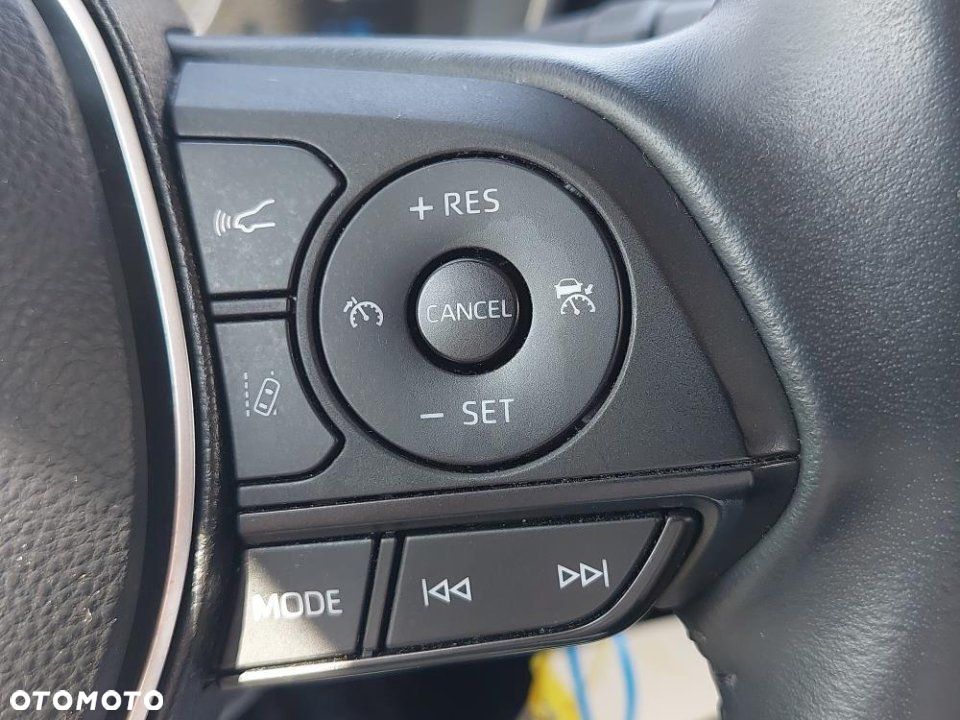 Toyota Corolla - 21
