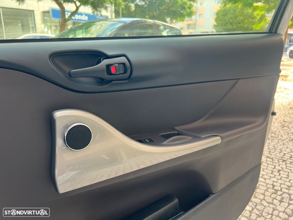 Toyota iQ 1.0 VVT-i Essential+AC - 21