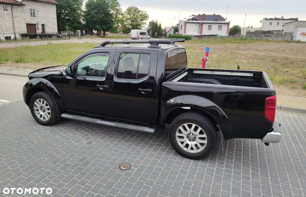 Nissan Navara 3.0 D V6 - 14