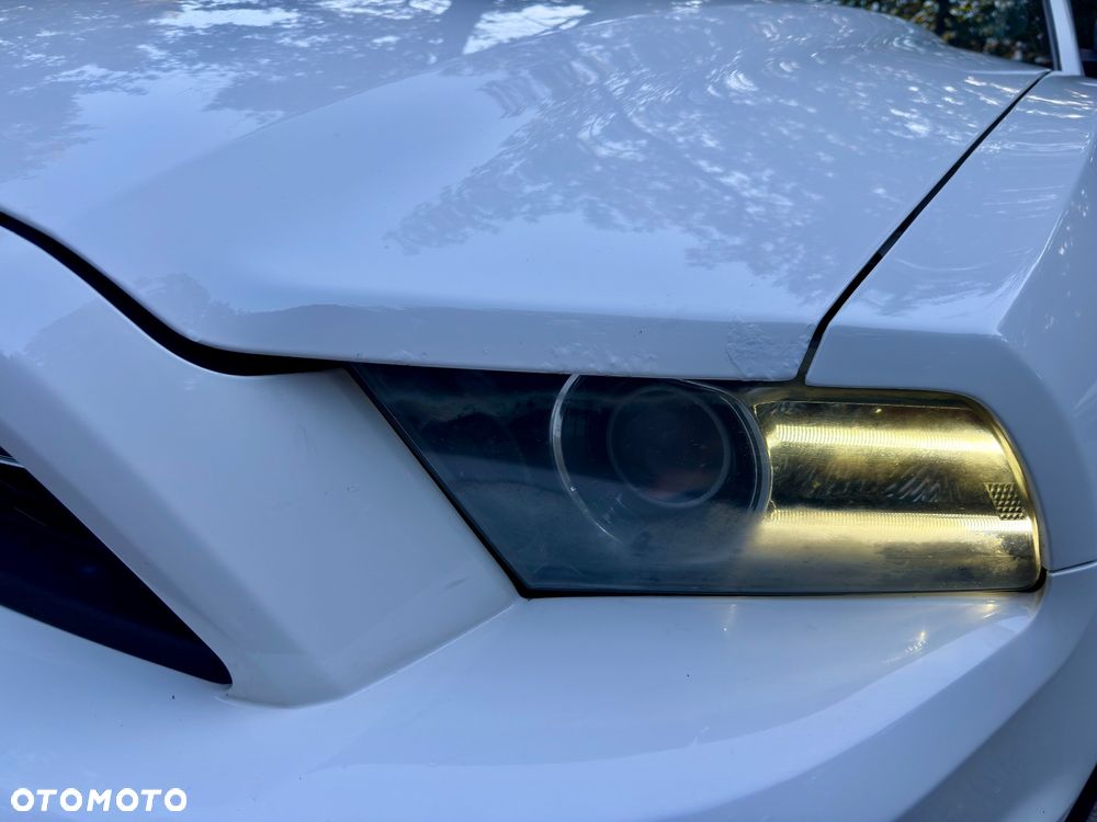 Ford Mustang 3.7 V6 Premium - 19