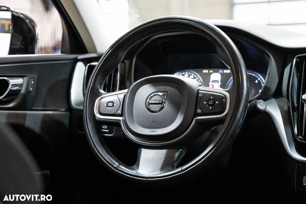 Volvo XC 60 D4 AWD Geartronic Momentum - 7