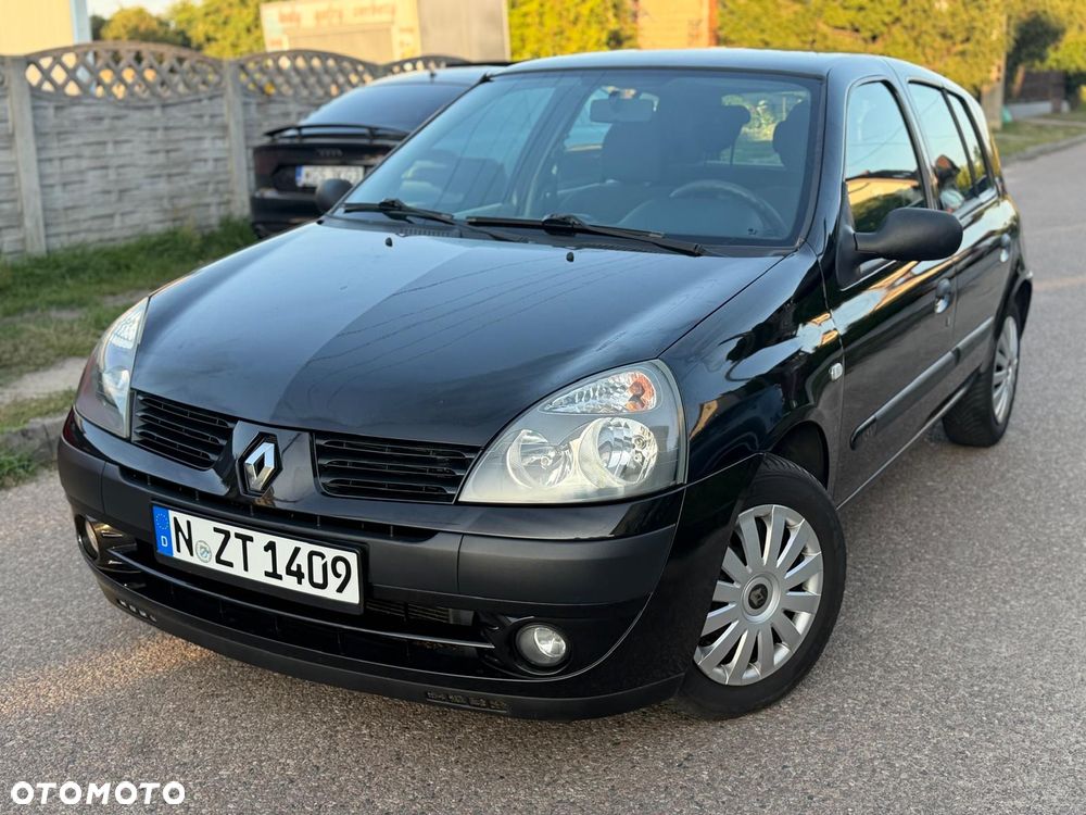 Renault Clio 1.2 16V Emotion - 14