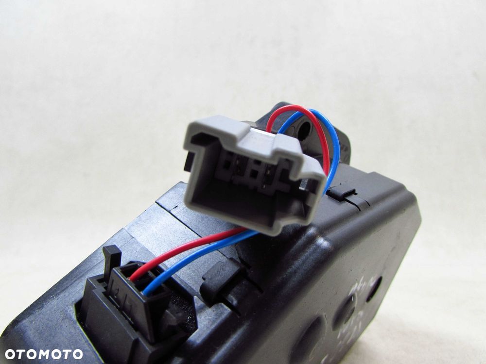 VOLVO XC60 08-17 ZAMEK DOCIAG MODUL KLAPY BAGAZNIKA TYL 31440645 - 4