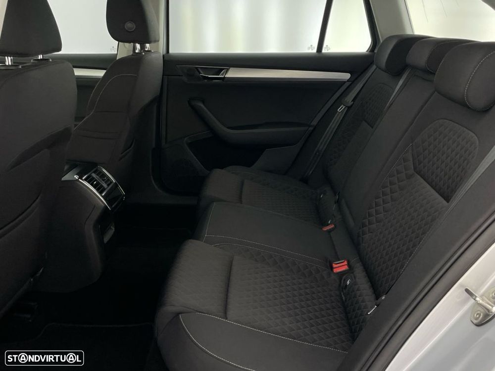 Skoda Superb Break 2.0 TDI Ambition DSG - 12