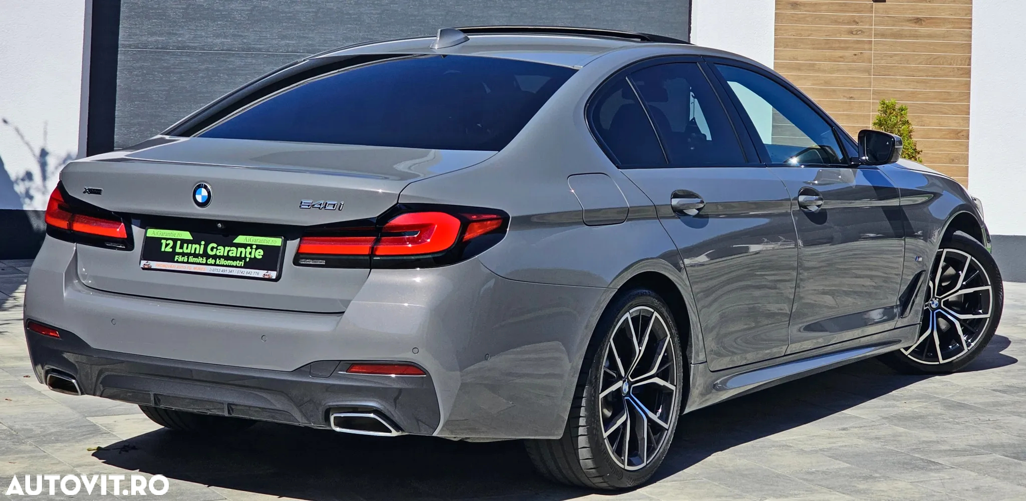 BMW Seria 5 540i xDrive AT MHEV - 31