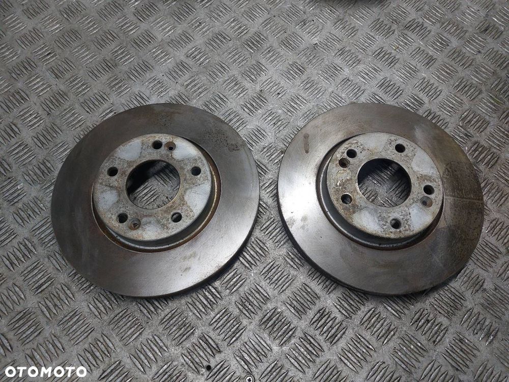 TARCZE HAMULCOWE PRZÓD + ZACISKI HYUNDAI I30 I 1.6 16V - 2