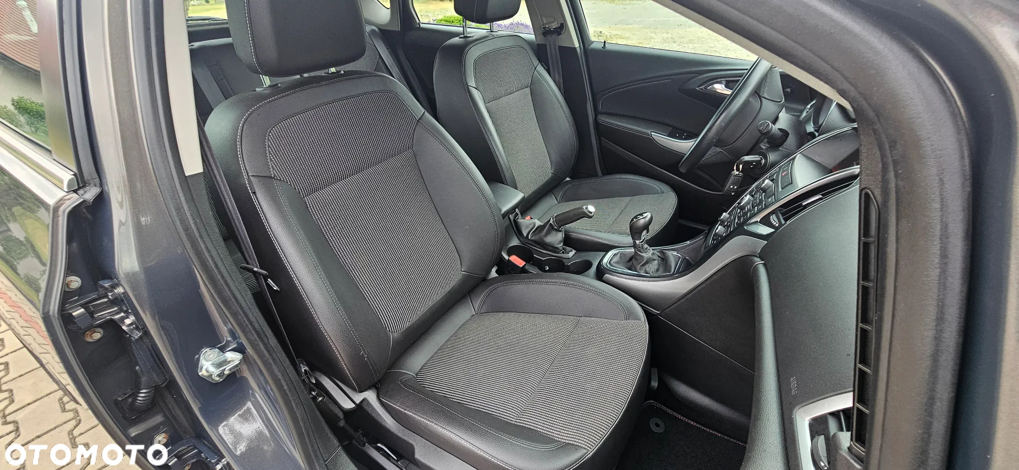 Opel Astra 1.4 Turbo Edition - 15